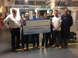 2019 GeneHaas foundation grant recipients with giant check and staff